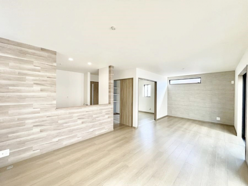 ���̑����ρ@�V���v���ȃf�U�C���Ȃ̂ŃC���e���A���l����̂��y���݂ł��ˁI