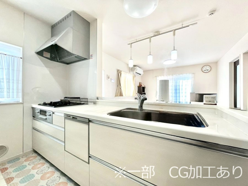 �L�b�`���@���r���O�ŗV�Ԃ��q�l�������Ȃ��炨�������ł���ΖʃL�b�`���@���ꕔCG���H����