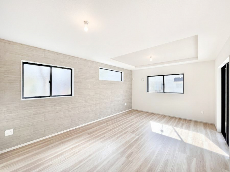 ���r���O�@�������������͋C�̂k�c�j�͉Ƒ��݂�Ȃ̉��K���