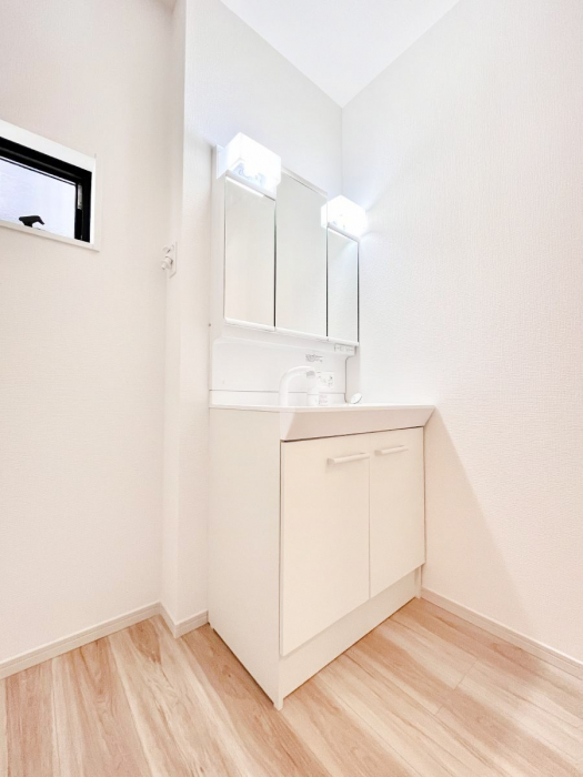 ���̑��@��Ƃ�̐��ʃX�y�[�X�Œ��̐g�x�x�����N���N