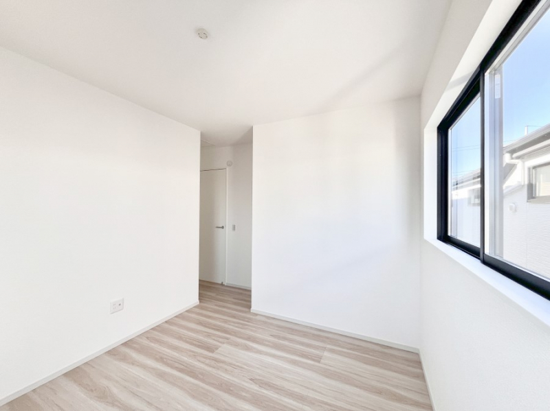 �q�������@�q�ǂ������ɂ҂�����̖��邢��ԁB