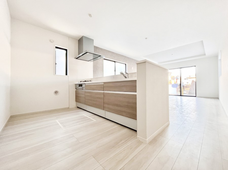 �L�b�`���@���������Ȃ��炲�Ƒ��Ƃ̉�b���y���߂�ΖʃJ�E���^�[�L�b�`��