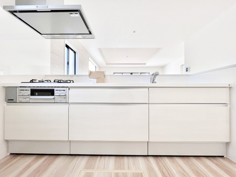 �L�b�`���@�������������I�ɁA�y�����I�V�X�e���L�b�`��