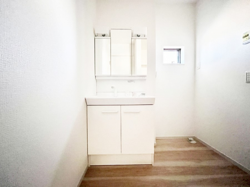 ���ʑ�E���ʏ��@���[�͂Ƌ@�\���ɗD�ꂽ���ʉ��ϑ�