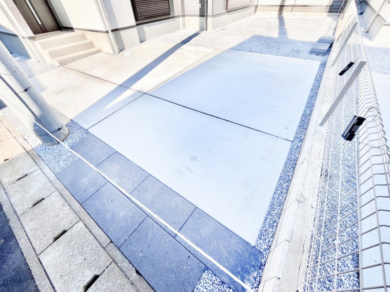 �@�����Ɍ������Ȃ����ԃX�y�[�X�B