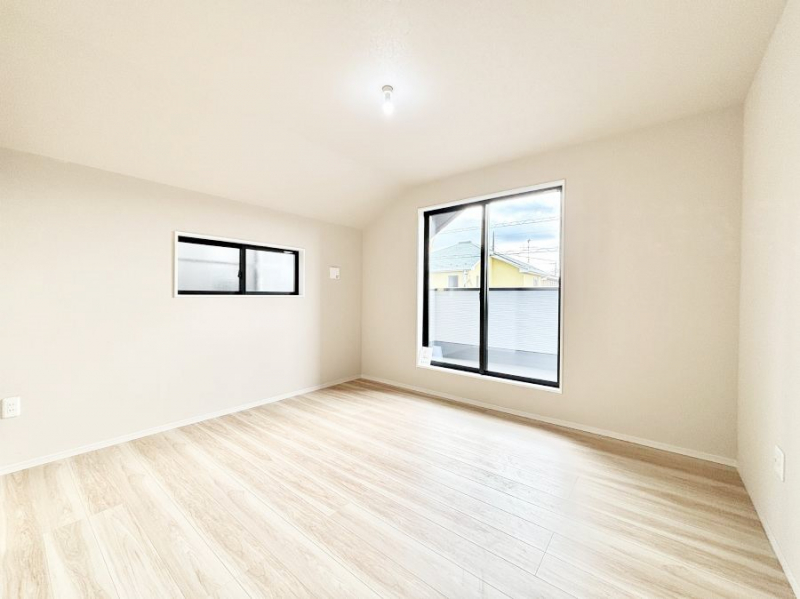 ���̑����ρ@�o���R�j�[���J�������v���X���Ă����m��