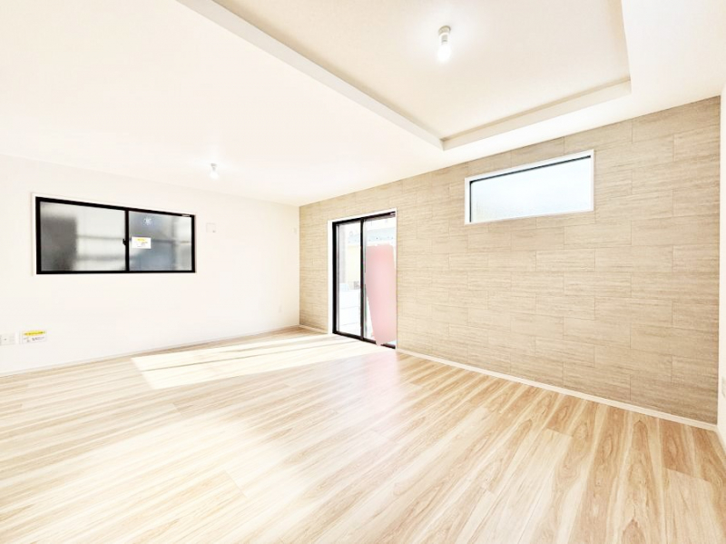 ���̑����ρ@�Ƒ������R�ƏW�܂�e���̃X�y�[�X�ɂȂ肻��