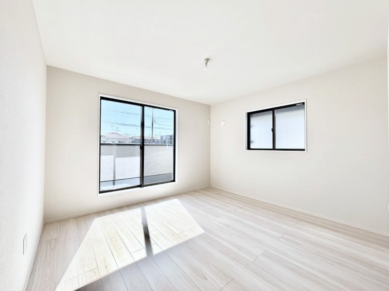 ���̑����ρ@2�ʍ̌����m�ۂ������邢��ԁB�Ƒ��݂�Ȃ����K�ȕ�炵����������݌v�ł��B