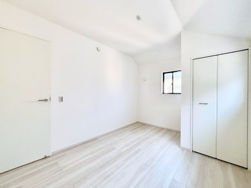 �q�������@�q�������ɂ��������߂Ȏ��[�X�y�[�X�����Ղ�̋���