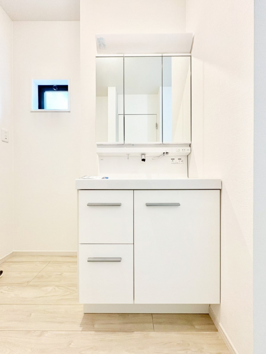 ���ʑ�E���ʏ��@���[�͂Ƌ@�\���ɗD�ꂽ���ʉ��ϑ�