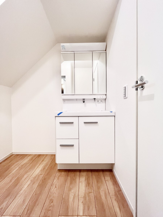 ���ʑ�E���ʏ��@���[�͂Ƌ@�\���ɗD�ꂽ���ʉ��ϑ�