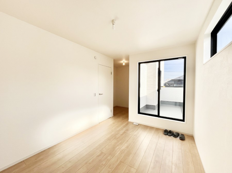 ���̑����ρ@�o���R�j�[���J�������v���X���Ă����m��