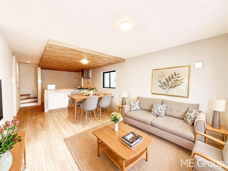 ���r���O�@�������������͋C�̂k�c�j�͉Ƒ��݂�Ȃ̉��K��ԁ��Ƌ��CG�ł�