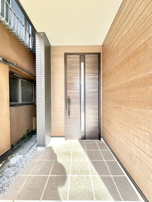 ���ց@��؂ȉƑ��A���q���o�}���錺�ցB