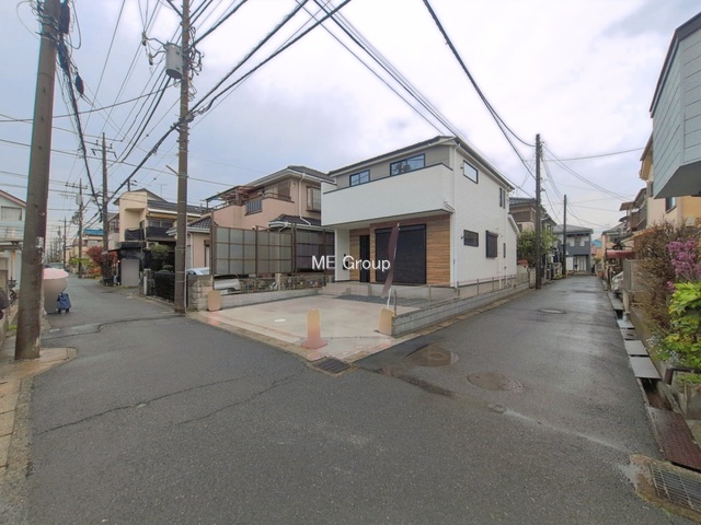 ���ӊ��@�w 800m JR�u�n���v�w