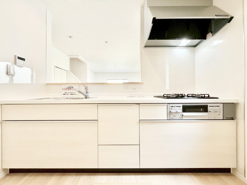 �L�b�`���@�������������I�ɁA�y�����I�V�X�e���L�b�`��