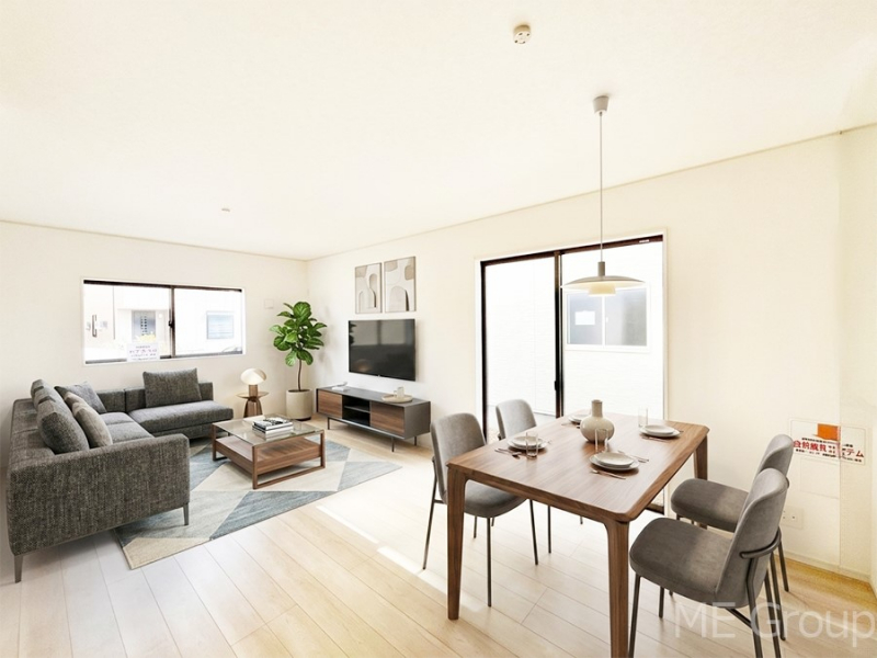 ���r���O�@�傫�ȑ����炽���Ղ�̗z���ƕ����������郊�r���O���Ƌ��CG�ł�