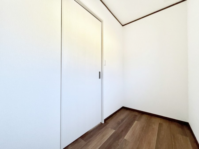 ���[�@�Q�K�̔[�ˁB���[�����ł͂Ȃ��A�e�����[�N���[����A�g���G�Ƃ��Ă������p���������܂��B