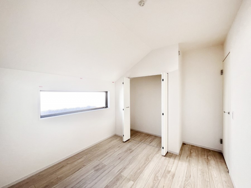 �q�������@�q�������ɂ��������߂Ȏ��[�X�y�[�X�����Ղ�̋���