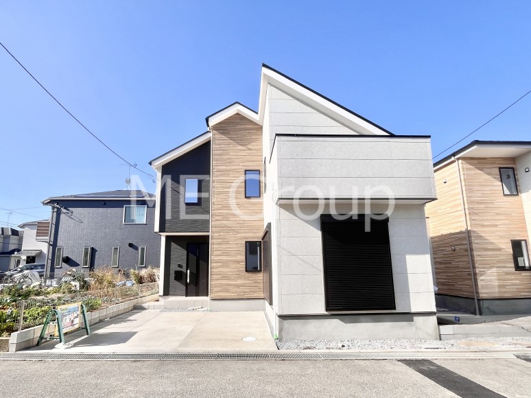 ���n�O�ώʐ^�@�������ꂽ�O�ρA�㎿�ȏZ��Ԃ��L���鎺���͉i�����S���ĉ߂�����Z���ł��B 