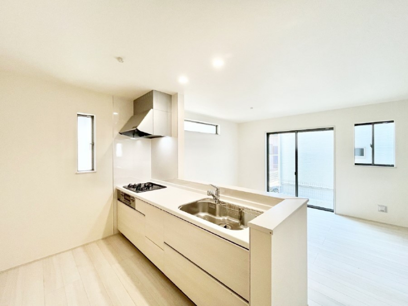 �L�b�`���@���������Ȃ��炲�Ƒ��Ƃ̉�b���y���߂�ΖʃJ�E���^�[�L�b�`��