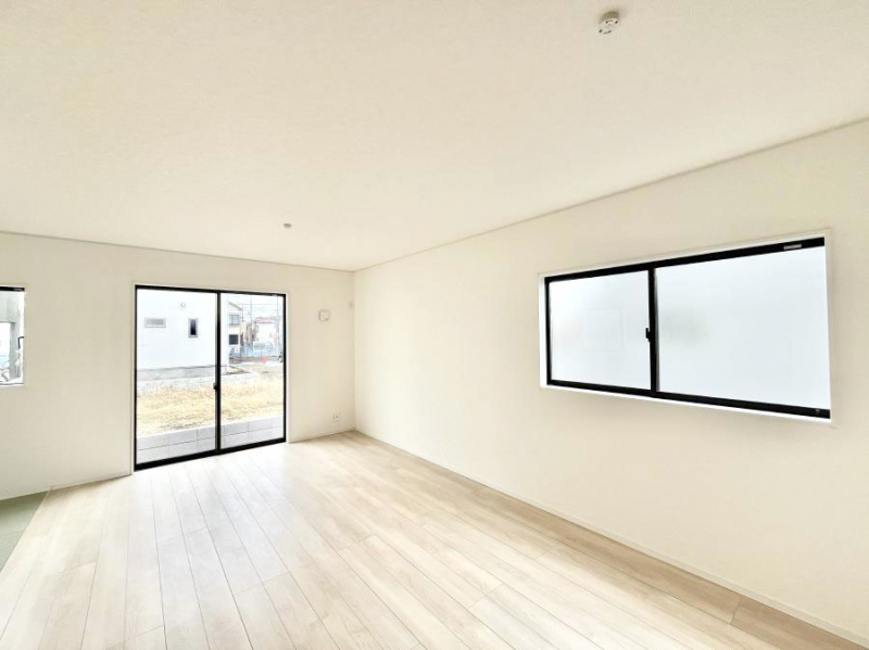 ���̑����ρ@���邢�z���������A�����̕��͋C�ɖ��������_�C�j���O�B   