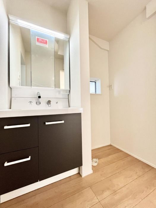 ���̑��@�L�X�Ƃ�Ƃ�̂��郉���h���[�X�y�[�X�B  