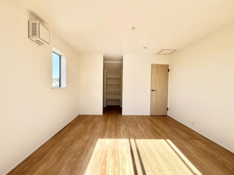 ���̑����ρ@�E�H�[�N�C���N���[�[�b�g�����邨�����I�G�߂��Ƃ̓���ւ����s�v�ŕ֗��ł��B 