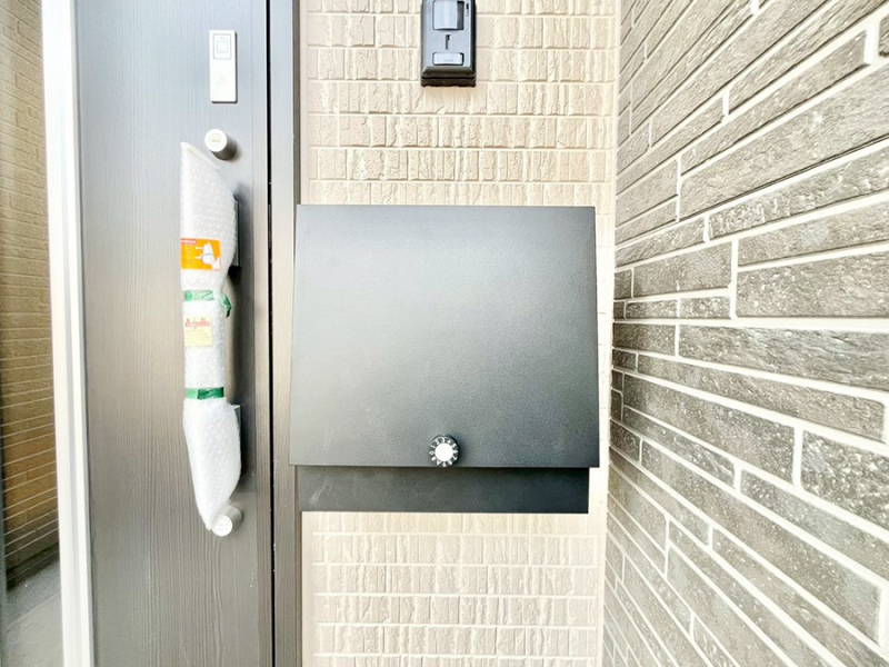 ���̑��@�V���v���f�U�C���̃|�X�g�B