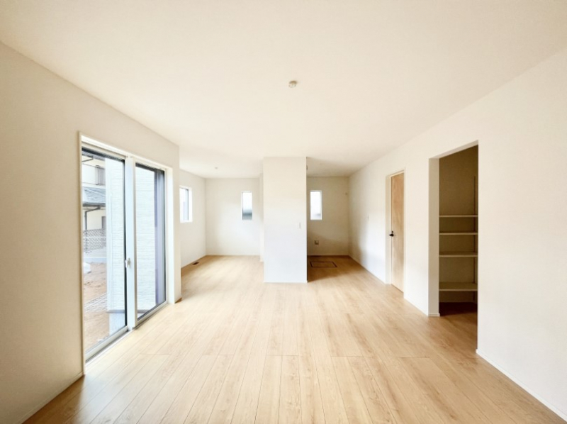 ���r���O�@19���̍L�X�k�c�j�͉Ƒ��݂�Ȃ̉��K��ԁI�Ƒ��̂Ȃ������������厖�ȃX�y�[�X�ł��B 