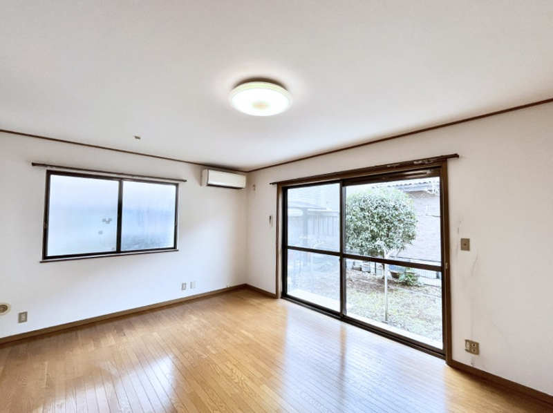 ���̑����ρ@�Ƒ������R�ƏW�܂�e���̃X�y�[�X�ɂȂ肻��