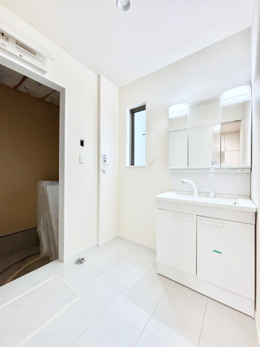 ���̑��@�������̂�����K��Ԃł��B�����̐g�x�x���C�����ǂ����g�������܂��B 