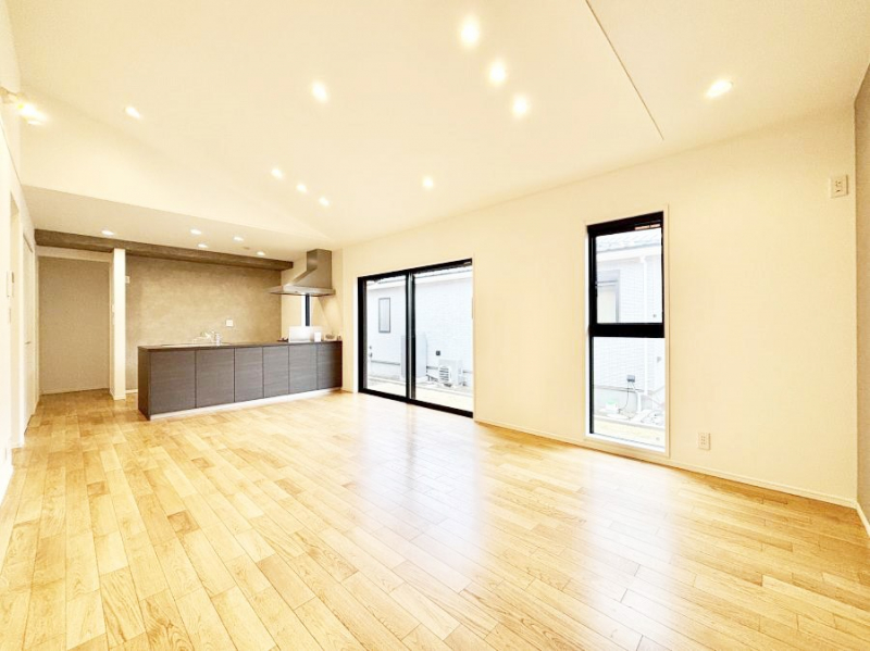 ���̑����ρ@�Ƒ������R�ƏW�܂�e���̃X�y�[�X�ɂȂ肻��