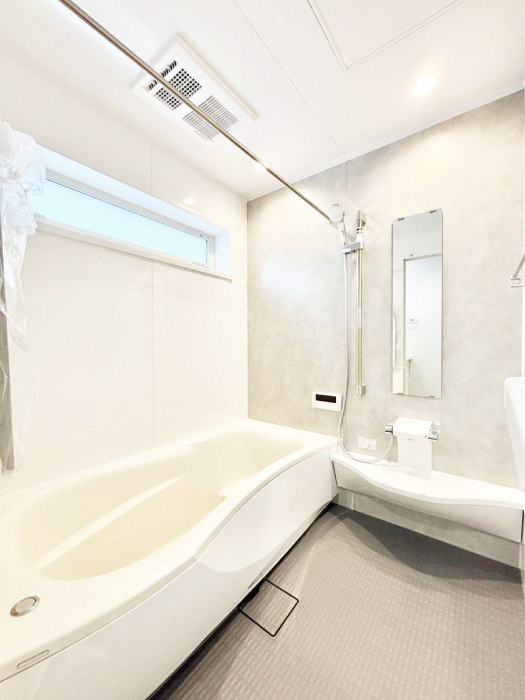 �����@����̔�������Ă���閾�邢�������̂���o�X���[��