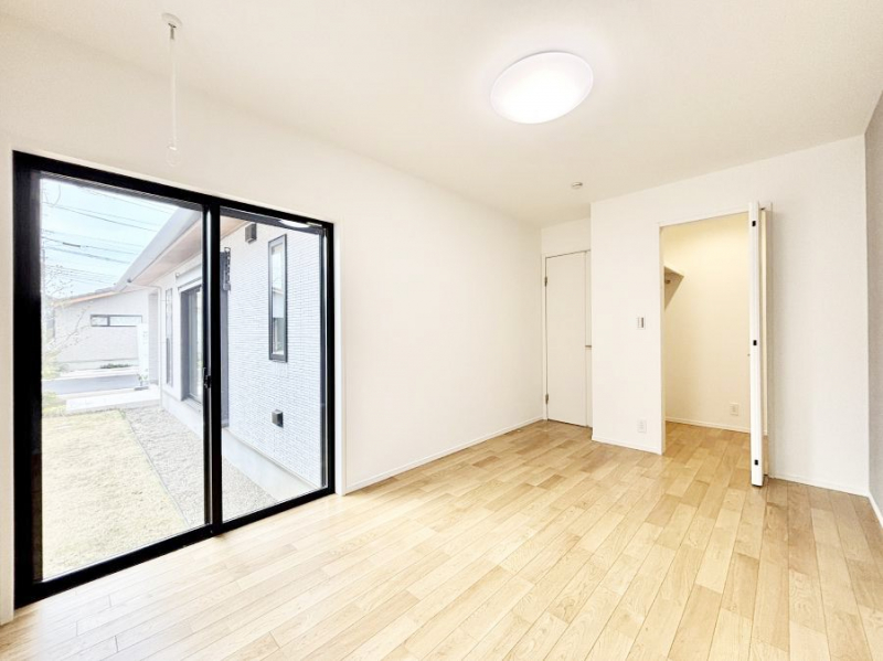 ���̑����ρ@�u�₩�ȓ��������������S�̂�D������ݍ���ł���܂�