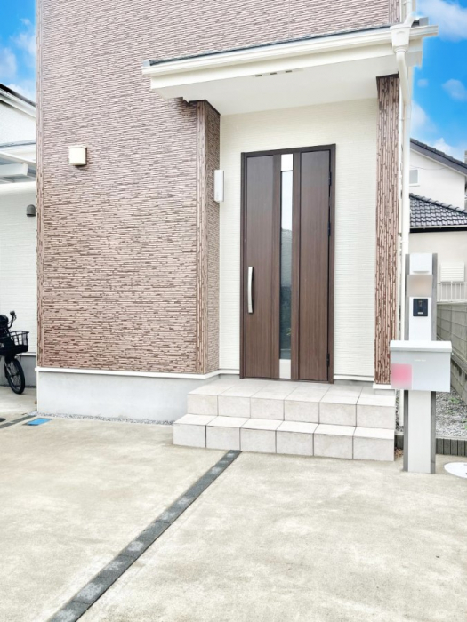 ���ց@�Z�܂��̊�����o����A���փh�A�B   