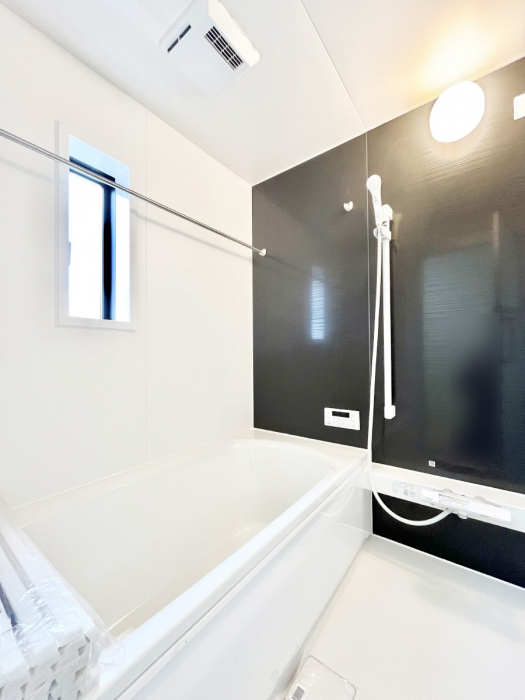 �����@����̔�������Ă���閾�邢�������̂���o�X���[��