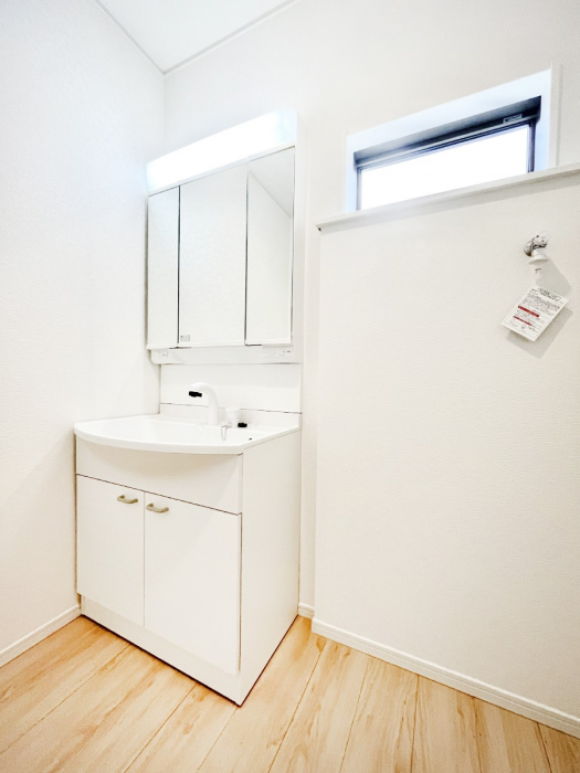 ���̑��@��Ƃ�̐��ʃX�y�[�X�Œ��̐g�x�x�����N���N