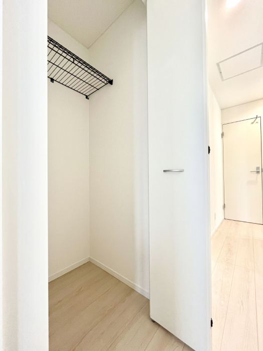 ���̑����ρ@�L�����[�B�|�������G�߂̏��������[���邱�Ƃ��ł��܂��B