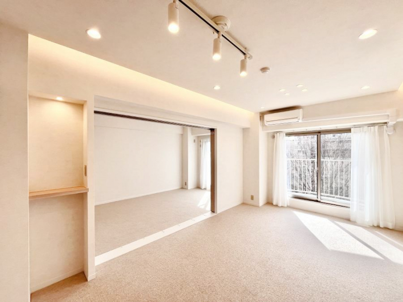 ���̑����ρ@�Ƒ������R�ƏW�܂�e���̃X�y�[�X�ɂȂ肻��