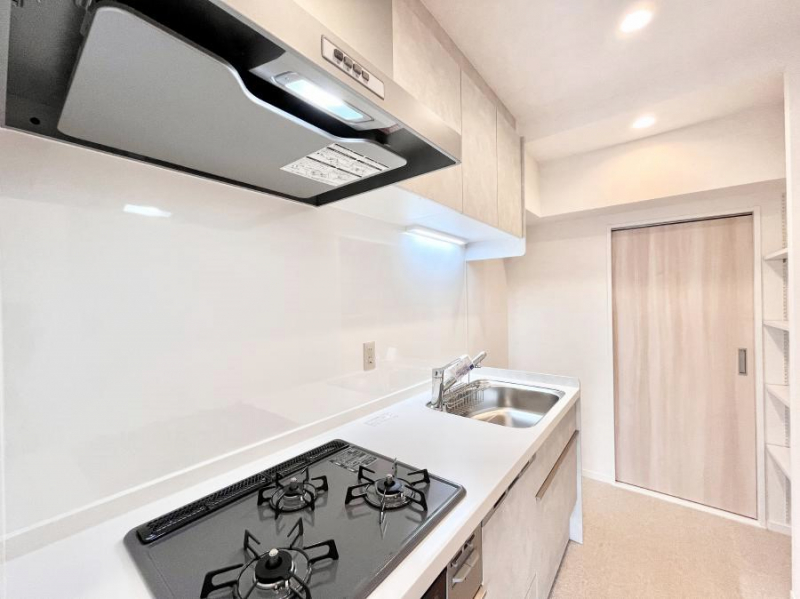 �L�b�`���@�������������I�ɁA�y�����I�V�X�e���L�b�`��