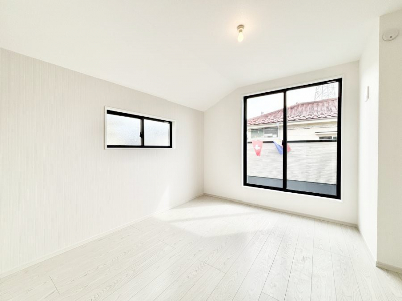 ���̑����ρ@�o���R�j�[���J�������v���X���Ă����m��