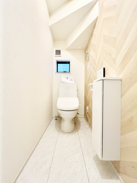 �g�C���@�g�C���͉������@�\�t��