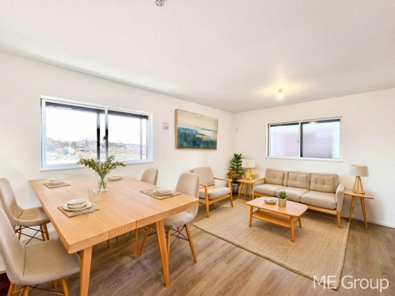 ���r���O�@���Ƒ��̓��₩�Șb�����ŕ�܂�閾�邢���r���O  ���Ƌ��CG�ł�