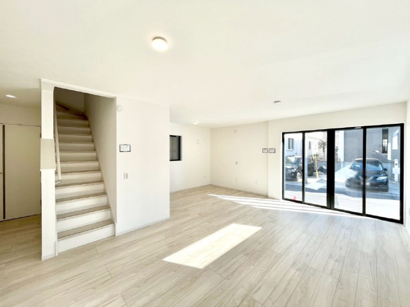 ���r���O�@���r���O�K�i���Ƒ��̏Ί�Ɖ�b���Ȃ��ł���܂�  