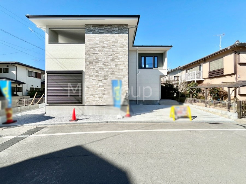 ���n�O�ώʐ^�@�������ꂽ�O�ρA�㎿�ȏZ��Ԃ��L���鎺���͉i�����S���ĉ߂�����Z���ł��B 