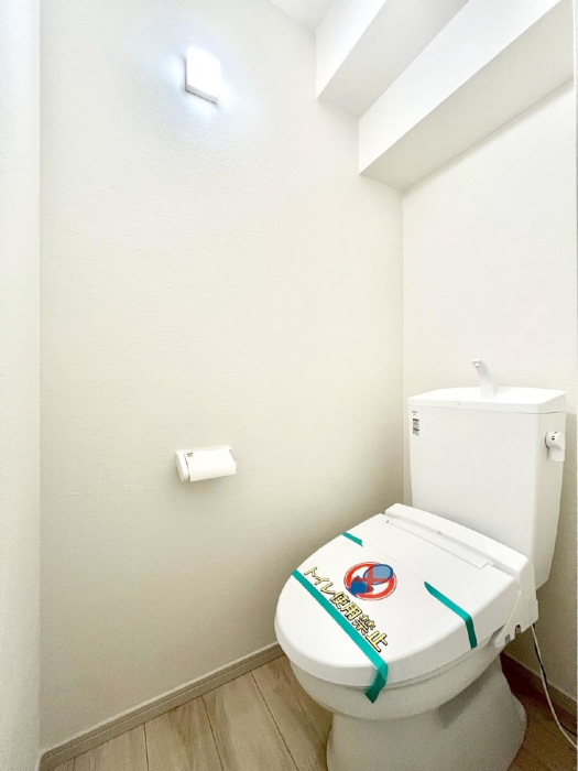 �g�C���@�g�C����1�K��2�K���ꂼ��ɔz�u����Ă��ĂƂĂ��֗��ł��B 