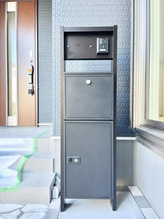 ���̑��@�\�D�E�C���^�[�z���E�|�X�g�E��z�a�n�w���ЂƂɏW��B�G���g�����X�ɂȂ��ރV���v���f�U�C���B