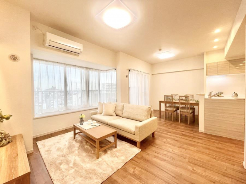 ���r���O�@�������������͋C�̂k�c�j�͉Ƒ��݂�Ȃ̉��K���