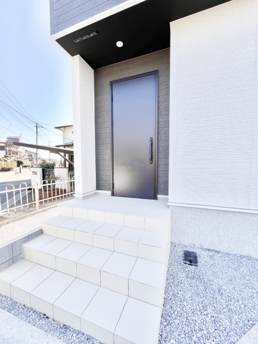 ���ց@���֑O�͉J���~���Ă��G��ɂ��������t��